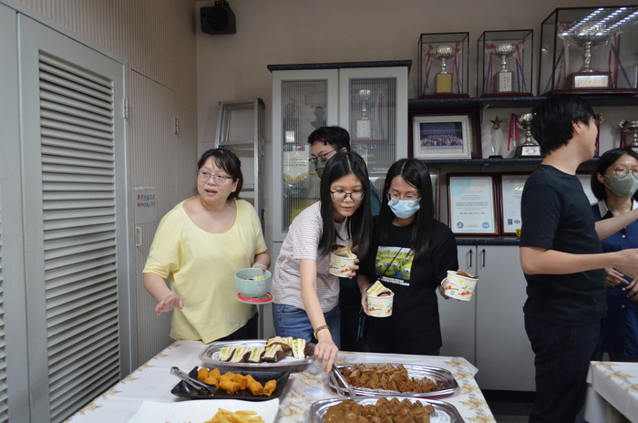 115.5.19(二)送舊迎新慶生茶會圖片