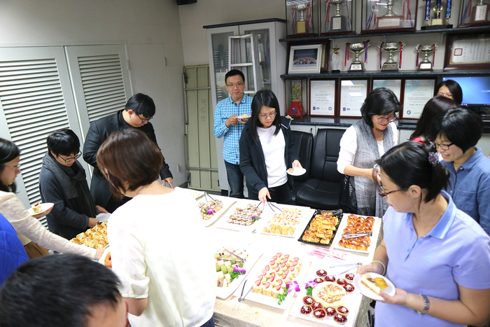 107.11.27(二) 送舊迎新慶生茶會圖片