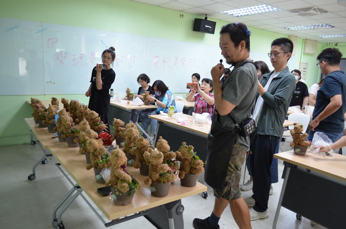 115.7.9(四)藝文競賽之【水苔植栽創意綠雕(森林小熊)】圖片