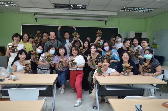 115.7.9(四)藝文競賽之【水苔植栽創意綠雕(森林小熊)】圖片