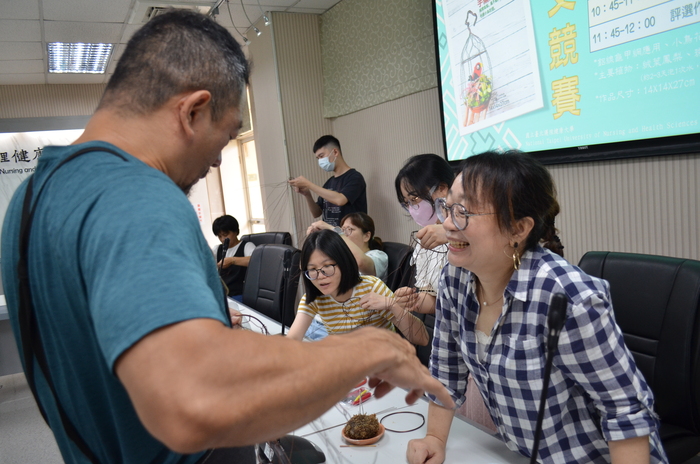 114.7.10(四)藝文競賽之【龜甲網鳥籠工藝植栽創意】圖片