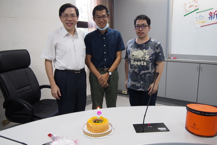 109.11.26(四) 送舊迎新慶生茶會圖片